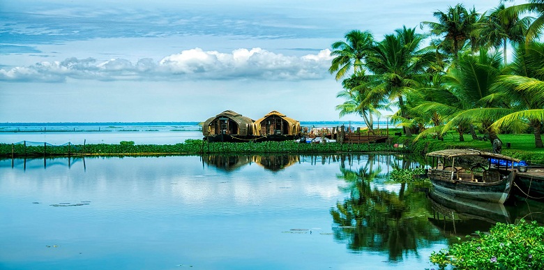 Kerala Package  3 Nights/4 Days @ 18000/- Per person